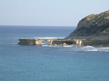 Għar-Qawqla-Gozo-Diving-1-427x320